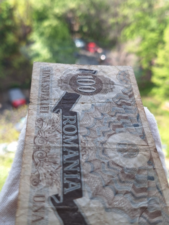 Romania 100 lei decembrie 1947, seria S.9/765357, circulata [4]