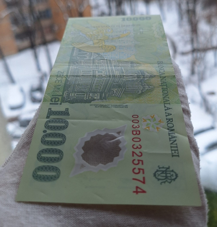 Romania, 10000 Lei 2000, semnatura Ghizari, circulata, seria 003B0325574 [3]