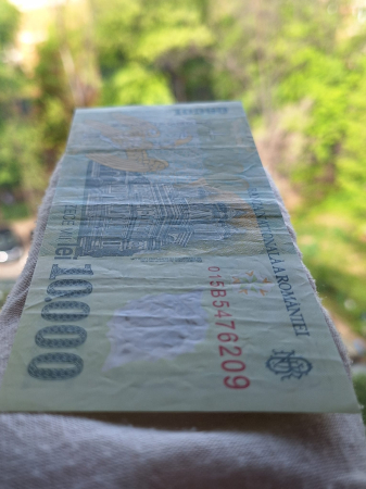 Romania, 10000 Lei 2000, semnatura Isarescu, circulata, seria 015B5476209 [2]