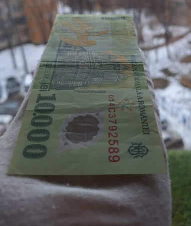 Romania, 10000 Lei 2000, semnatura Isarescu, circulata, seria 014C3792589 [3]