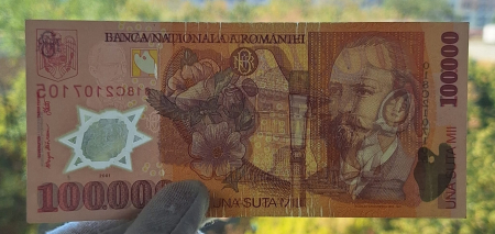 Romania, 100000 lei 2001, seria 018C2107105, circulata [2]