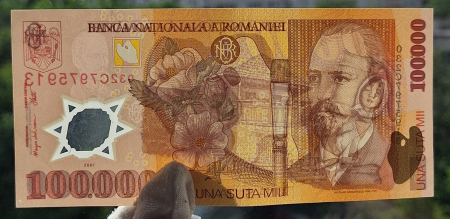 Romania, 100000 lei 2001, seria 032C7975913, circulata, stare buna [6]