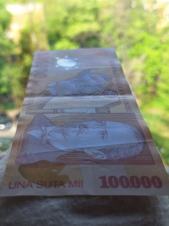 Romania, 100000 lei 2001, seria 032C6276315, circulata, stare buna [2]