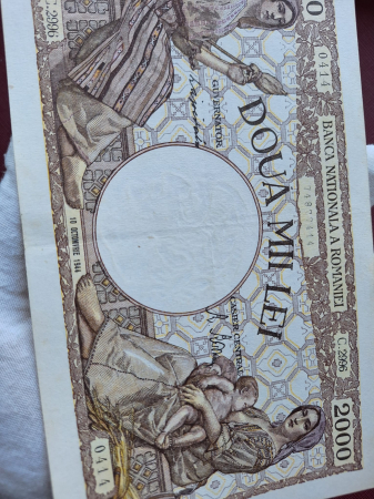 Romania, 2000 lei 10 Octombrie 1944, seria 0414/C.2996/74877414, stare buna [6]