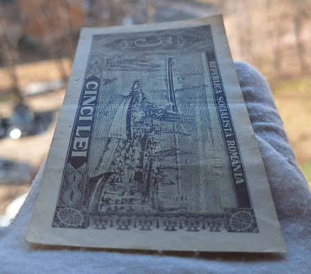 Romania 5 lei 1966, seria A.0169/051361, stare buna [3]