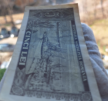 Romania 5 lei 1966, seria A.0169/051361, stare buna [4]