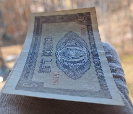 Romania 5 lei 1966, seria A.0169/051361, stare buna [5]