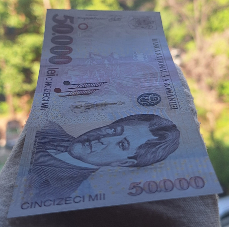 Romania, 50000 lei 2000, seria 007C5660394, UNC [8]
