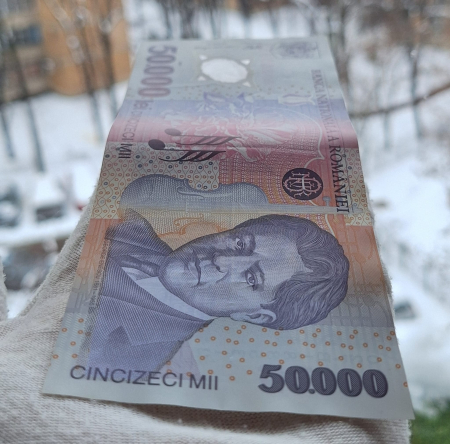 Romania, 50000 lei 2001 George Enescu, seria 027B1885312, stare buna [2]