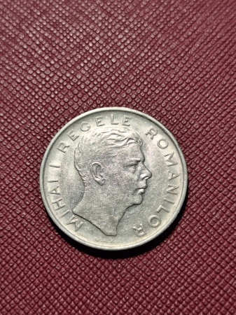 Monede Romania - Romania, Regat, 100 lei 1944, cu eroare: fara cuta ureche