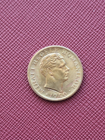Monede Romania - Romania, Regat, moneda 2000 lei 1946, Regele Mihai I, eroare: batere dubla