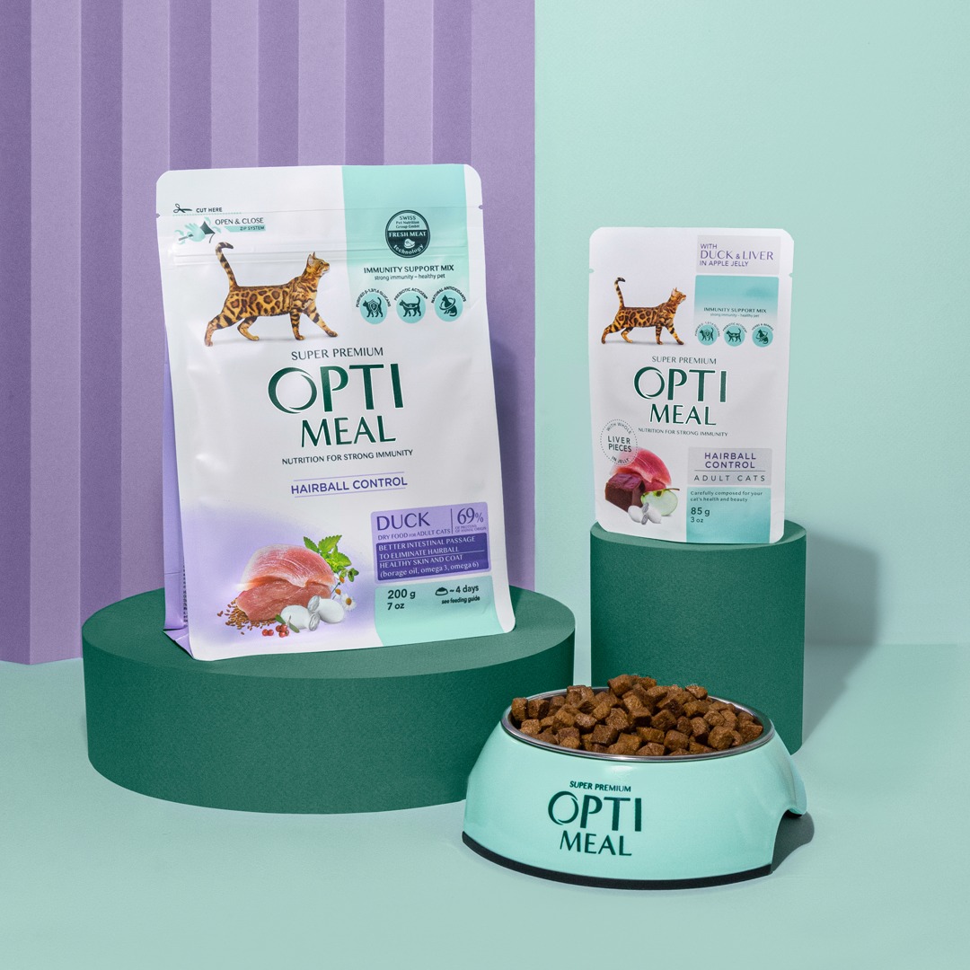 TOP 4 avantaje ale hranei Optimeal Hairball Control