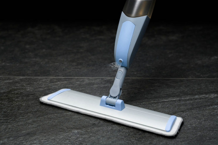 Manere si cozi pentru maturi si mopuri - Mop plat cu pulverizator Bacteria Stop