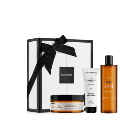 Pentru Ea - Set cadou M: Cosmetice 144 - Femei