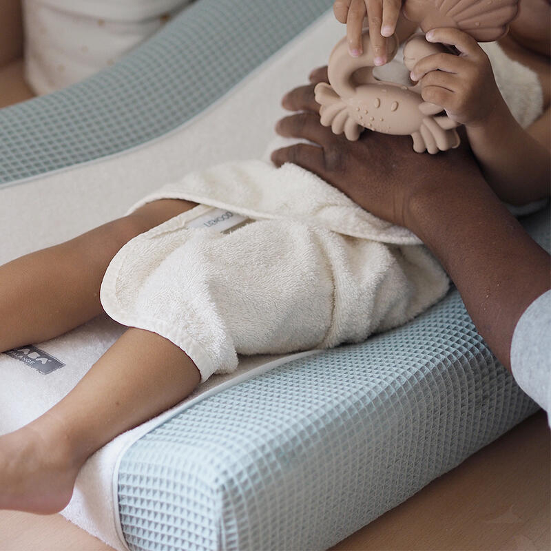 Husa Salteluta de infasat Beaba Sofalange Frosty Green [4]