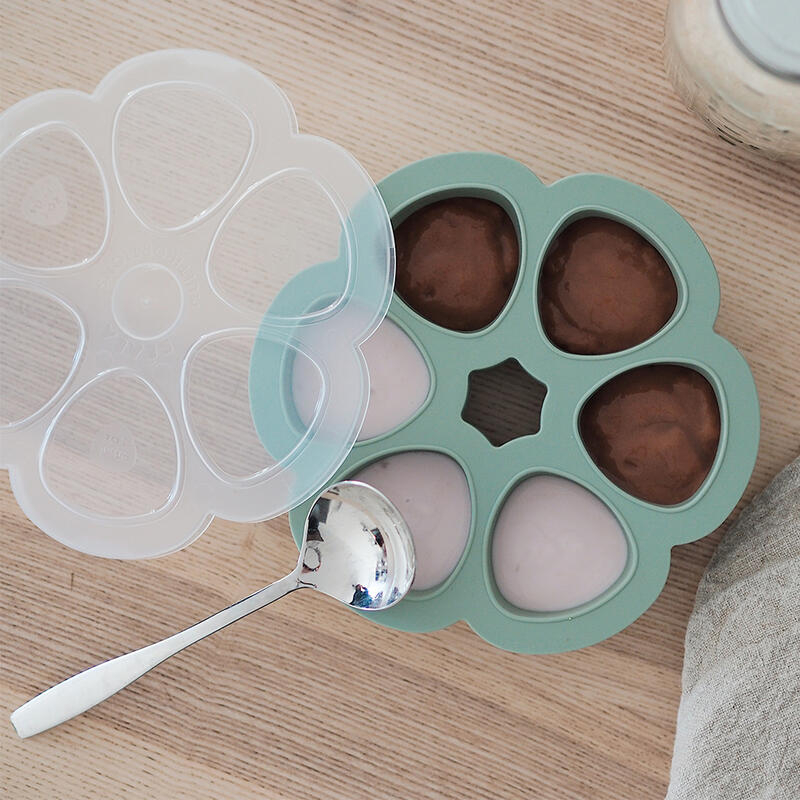 Recipient ermetic silicon multiportii 6x150 ml Beaba Sage Green [3]