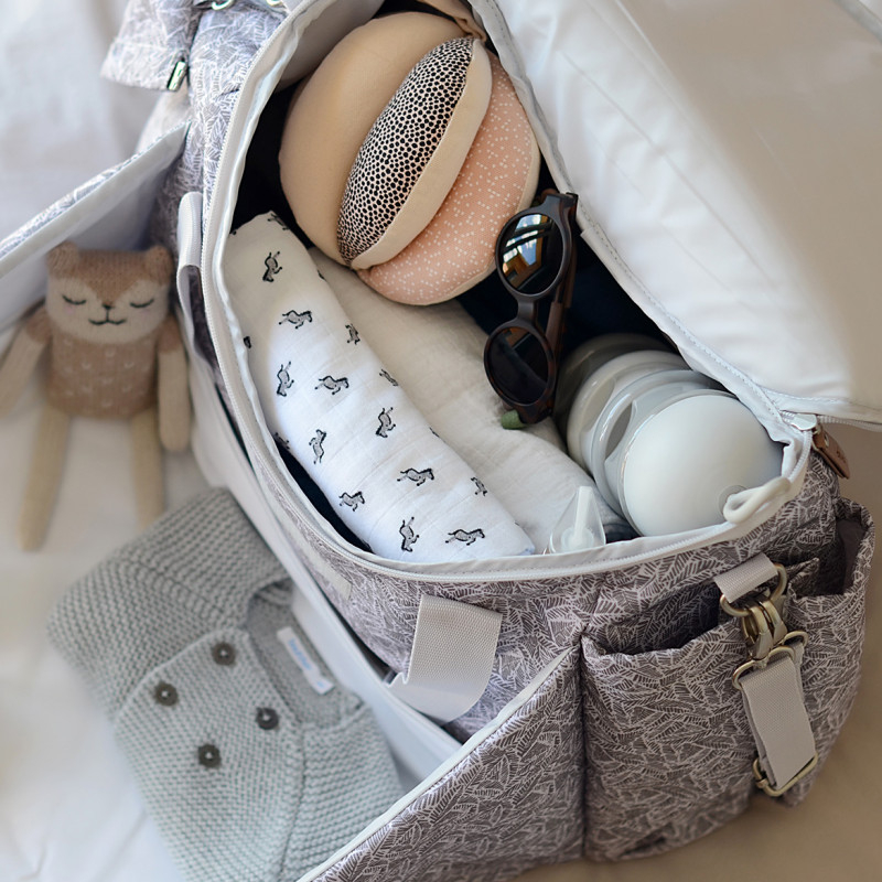 Geanta de infasat Beaba Sydney II Playprint Jungle [4]