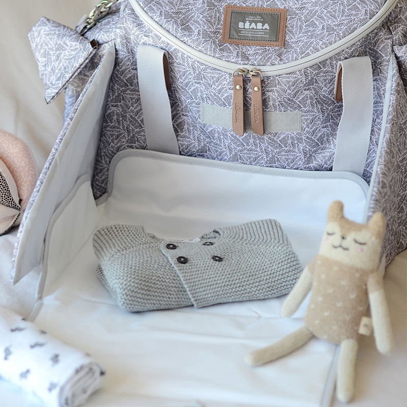 Geanta de infasat Beaba Sydney II Playprint Jungle [5]