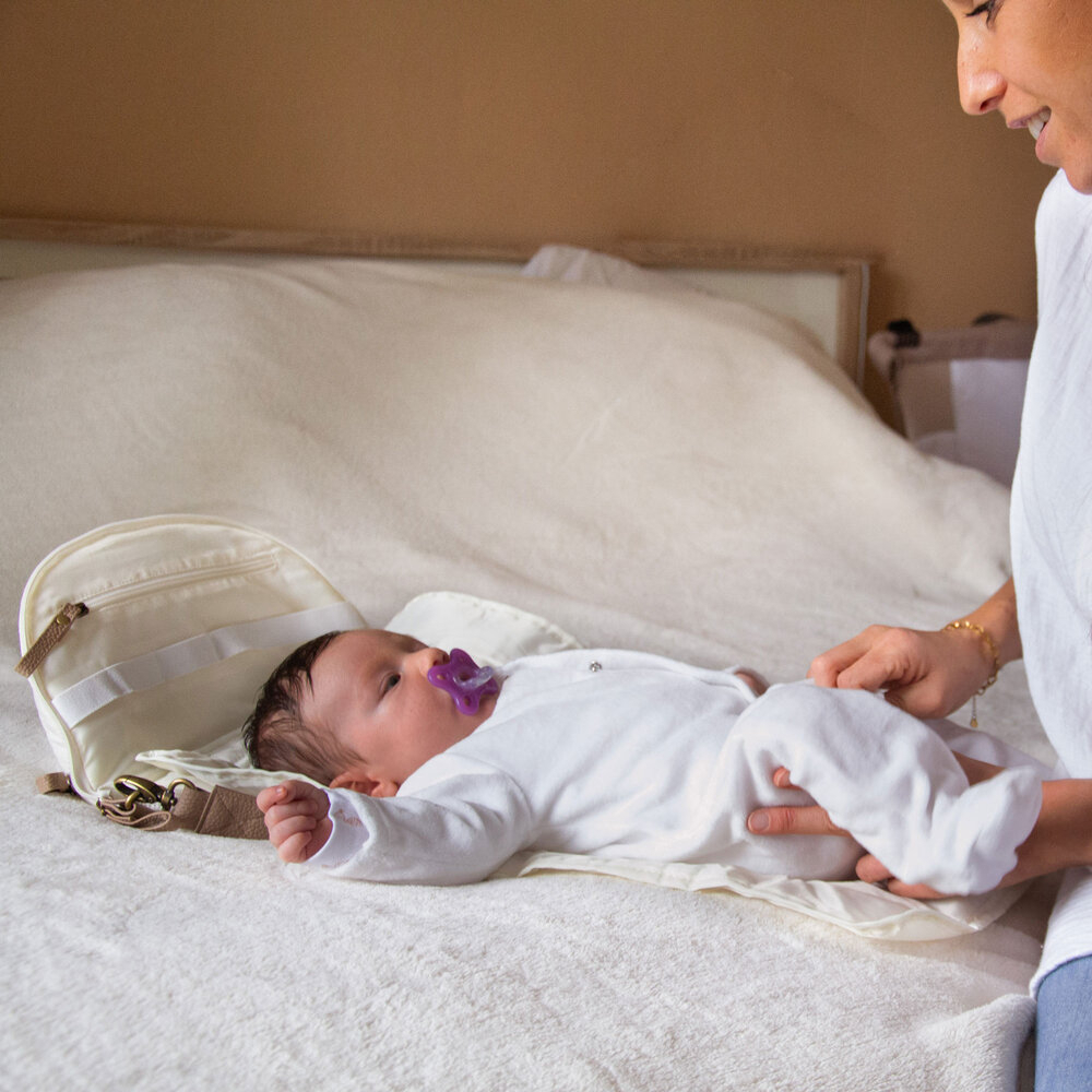 Borseta bebelusi Baby On Board Armelle Banana Black [4]