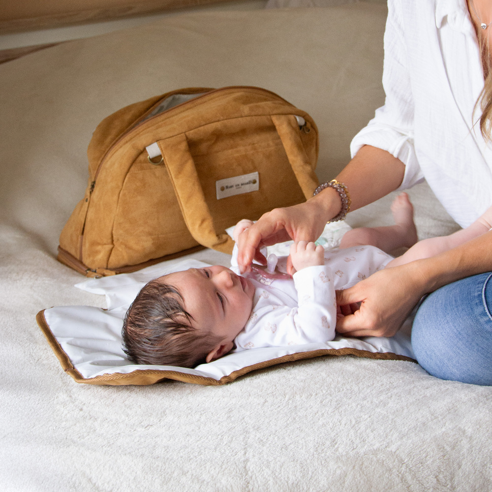 Geanta de infasat Baby On Board Doudoune Camel [2]