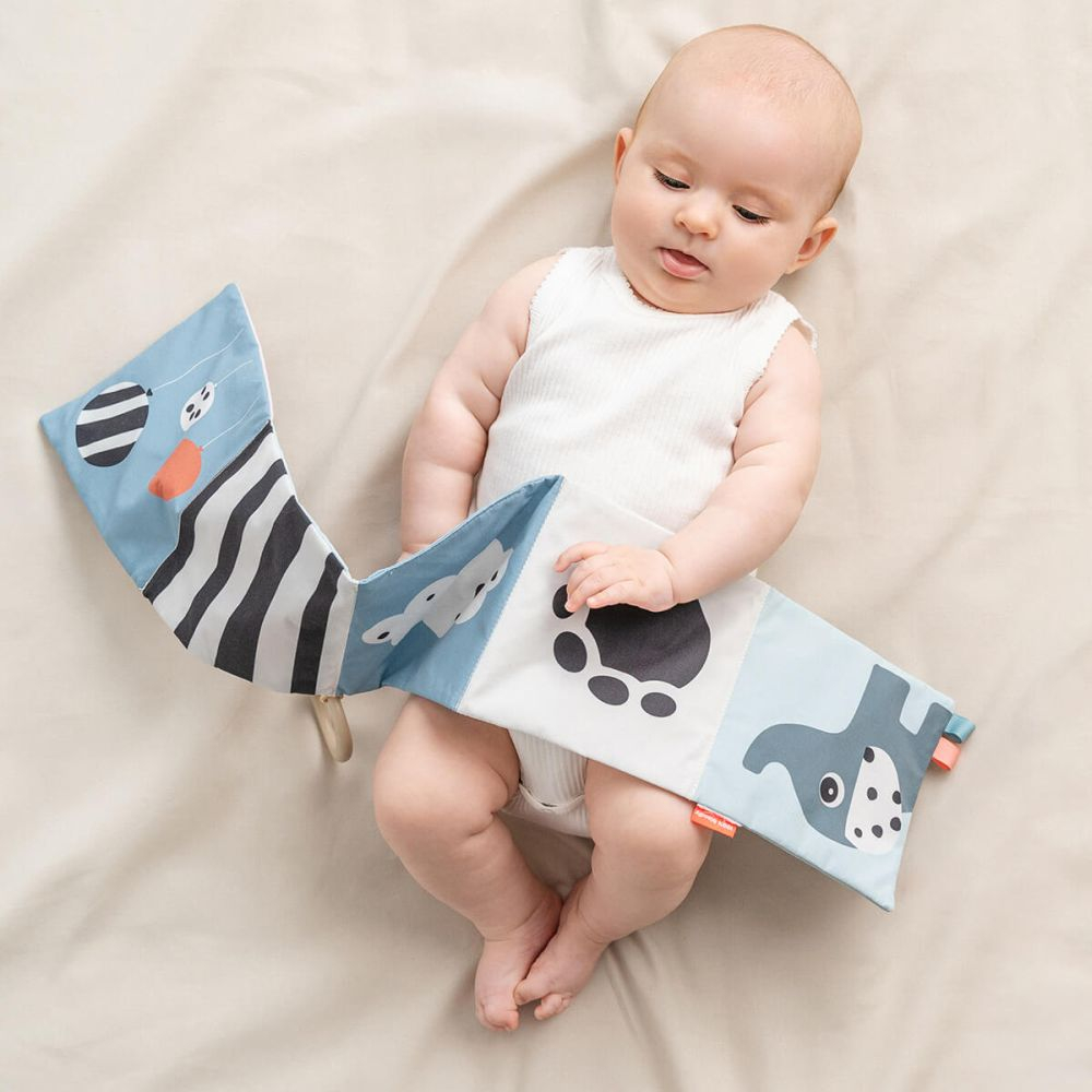 Jucarie senzoriala carticica de plus Fold Out Done by Deer Colour Mix [7]