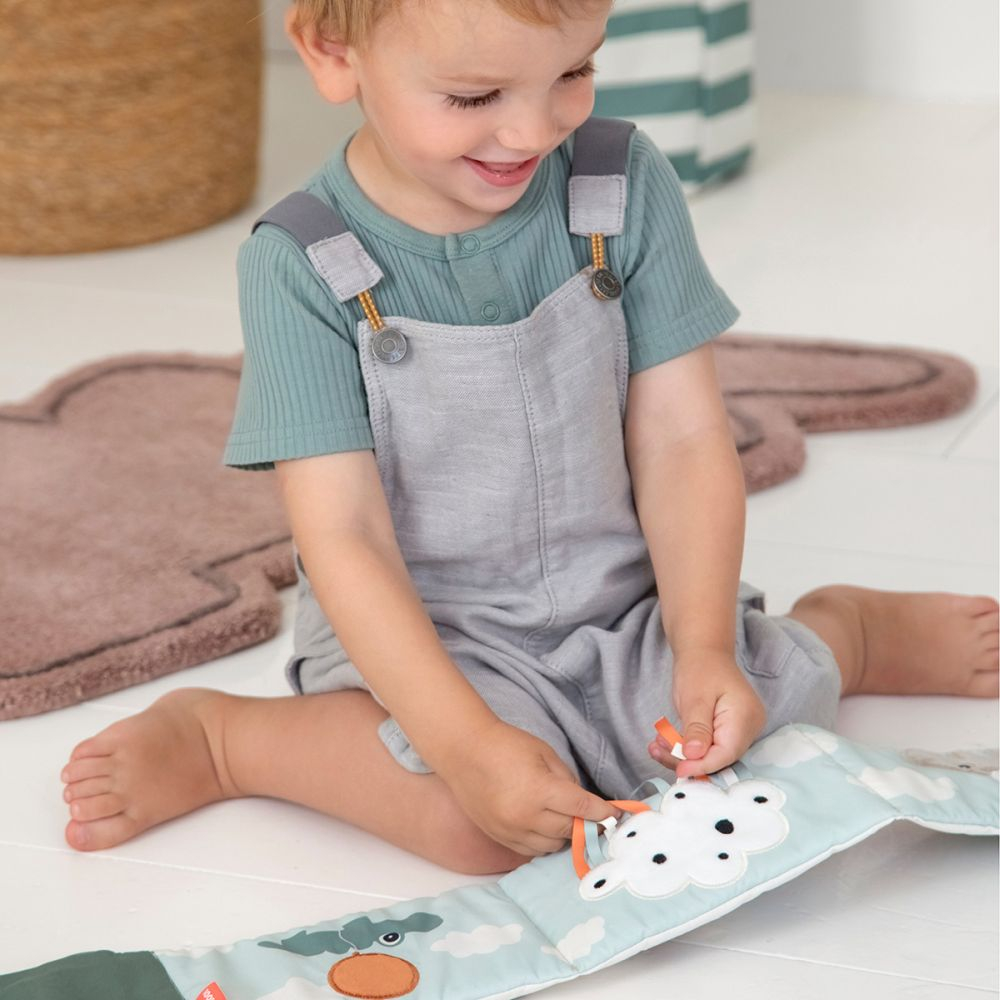 Jucarie senzoriala carticica de plus Fold-Out Done by Deer Croco Green [8]