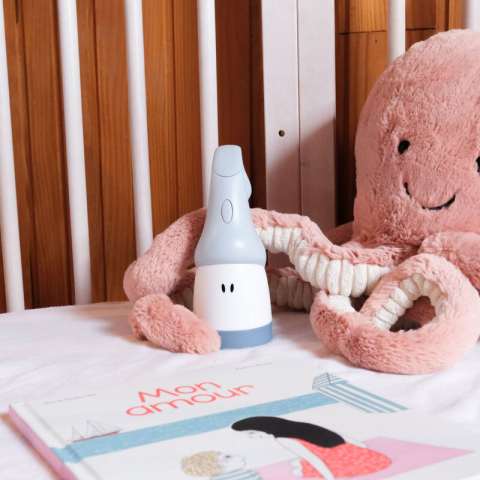 Lampa portabila 2 in 1 Beaba Pixie Torch Light Blue [4]