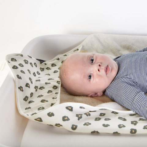 Prosop cu gluga si manusa de baie Childhome Jerse/Frotir 80x80 cm, Leopard [4]