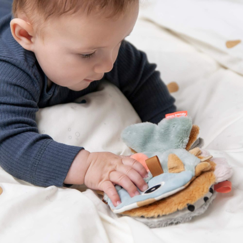 Jucarie senzoriala carticica de plus Done by Deer Sea Friends Colour Mix [4]