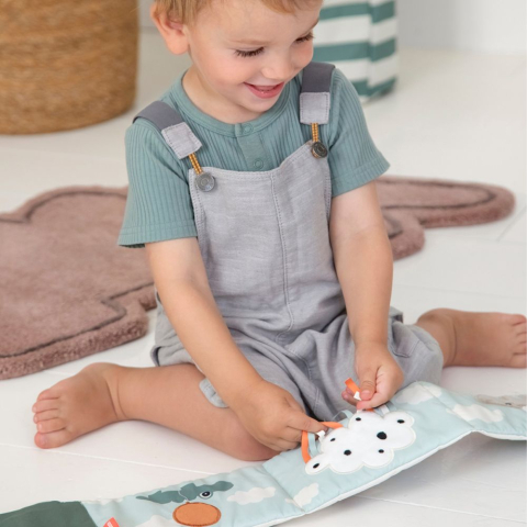 Jucarie senzoriala carticica de plus Fold-Out Done by Deer Croco Green [7]