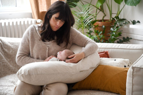 Perna gravida Beaba Big Flopsy 170 cm Natural [1]