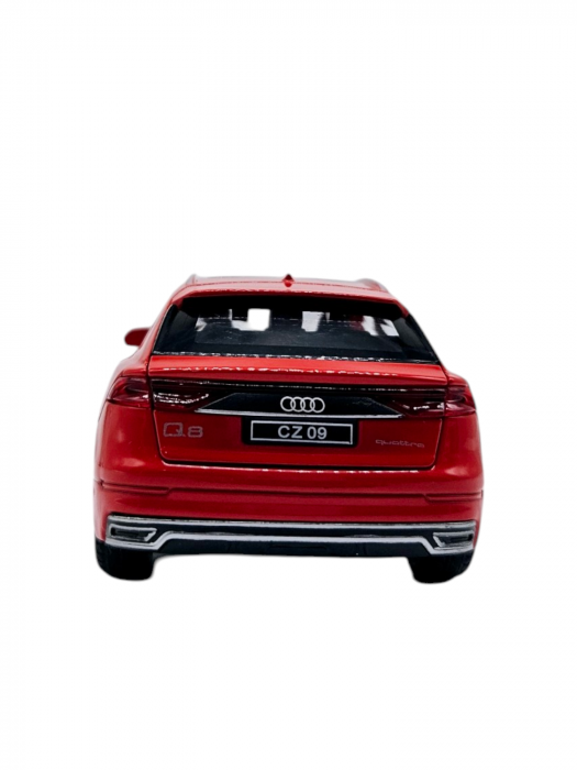 Masina metalica Audi Q8, Sunete realistice, Farurile si stopurile lumineaza, Usile, capota si portbagajul se deschid, Baterii incluse, 16cm, Rosu, Scara 1:32, Replica [10]