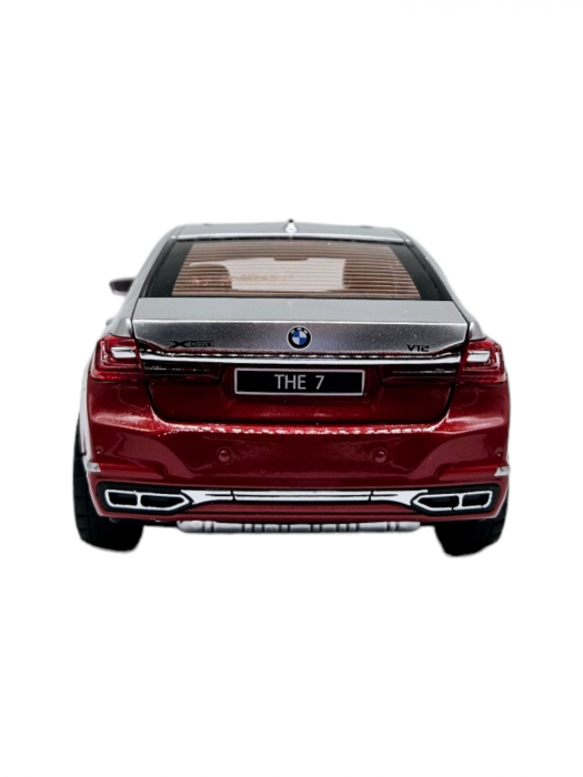 Masina metalica BMW Seria 7, 3 sunete realistice, Farurile si stopurile lumineaza, Usile, capota si portbagajul se deschid, Baterii incluse, 22cm, Rosu, Scara 1:24, Replica [6]