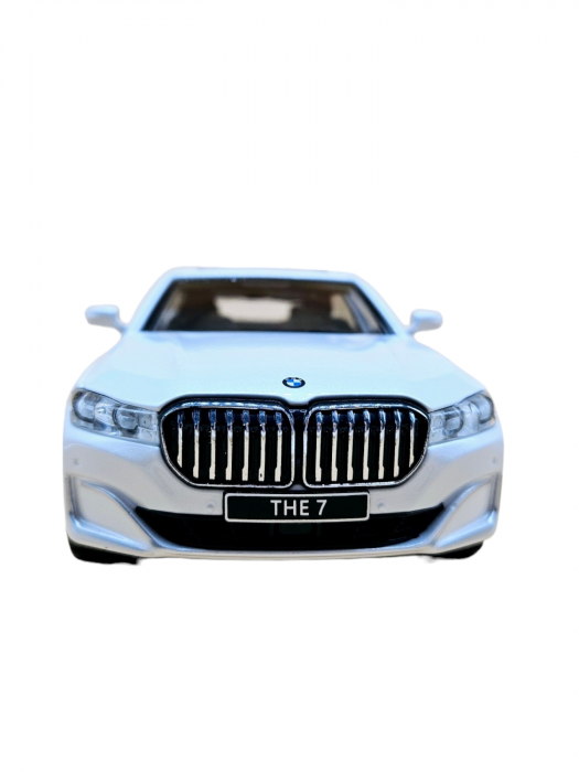 Masina metalica BMW Seria 7, 3 sunete realistice, Farurile si stopurile lumineaza, Usile, capota si portbagajul se deschid, Baterii incluse, 22cm, Alb, Scara 1:24, Replica [8]