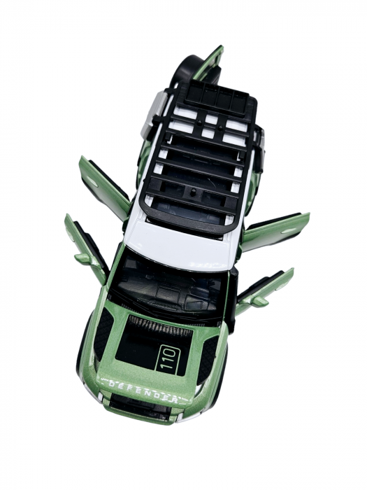 Masina metalica Land Rover Defender cu accesorii, Sunete realistice, Farurile si stopurile lumineaza, Usile, capota si portbagajul se deschid, Baterii incluse, 16cm, Verde, Scara 1:32, Replica [6]