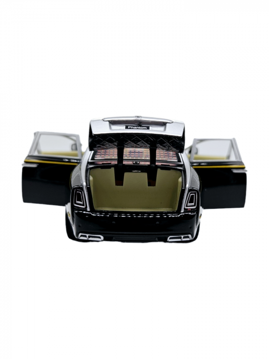 Masina metalica limuzina Rolls Royce Phantom, 3 sunete realistice, Farurile si stopurile lumineaza, Usile, capota si portbagajul se deschid, Baterii incluse, 18cm, Negru, Scara 1:32, Replica [6]