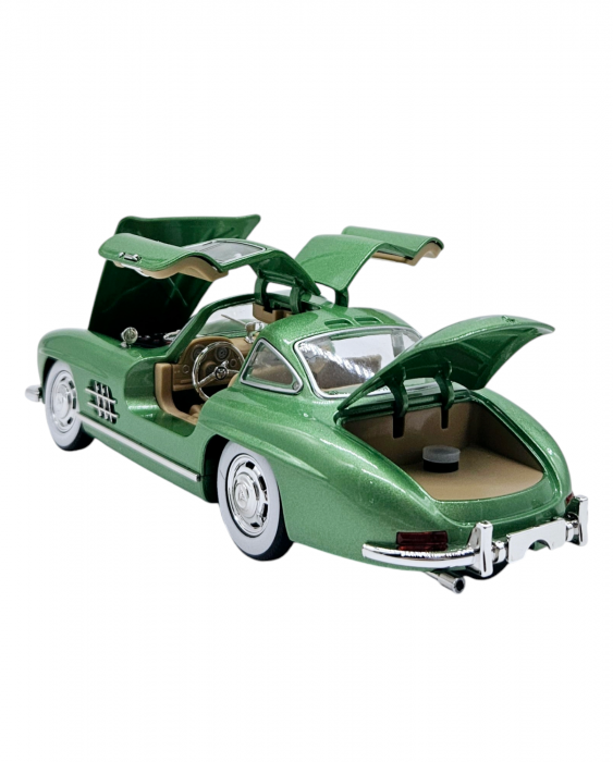 Masina metalica tip Mercedes-Benz 300 SL cu efecte de fum, Sunete si lumini, Capota portbagajul si cele 2 usi se deschid, Baterii incluse, 21 cm, Verde, Sacara1:24 [12]