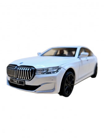 Masina metalica BMW Seria 7, 3 sunete realistice, Farurile si stopurile lumineaza, Usile, capota si portbagajul se deschid, Baterii incluse, 22cm, Alb, Scara 1:24, Replica [4]