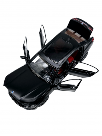 Masina metalica BMW Seria 7, 3 sunete realistice, Farurile si stopurile lumineaza, Usile, capota si portbagajul se deschid, Baterii incluse, 22cm, Negru, Scara 1:24, Replica [4]