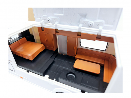 Masina metalica jeep Mercedes G Class cu rulota, Usile, capota si portbagajul se deschid, Sunete si lumini, 34 cm, Alb, Scara 1:32, Replica [8]