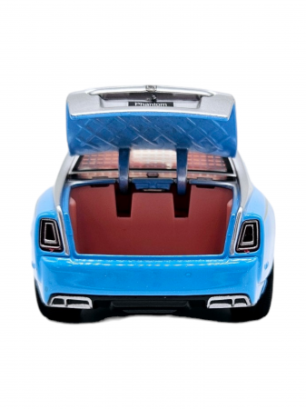 Masina metalica limuzina Rolls Royce Phantom, 3 sunete realistice, Farurile si stopurile lumineaza, Usile, capota si portbagajul se deschid, Baterii incluse, 18cm, Albastru deschis, Scara 1:32, Replic [7]