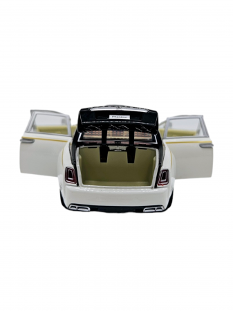 Masina metalica limuzina Rolls Royce Phantom, 3 sunete realistice, Farurile si stopurile lumineaza, Usile, capota si portbagajul se deschid, Baterii incluse, 18cm, Alb, Scara 1:32, Replica [6]