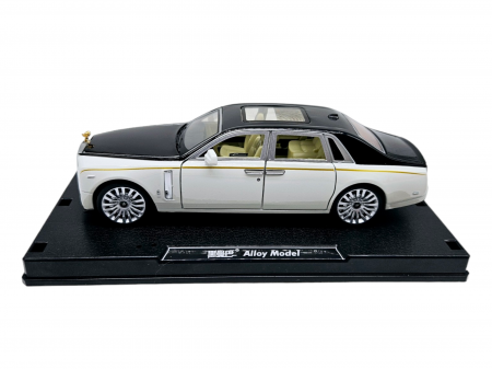 Masina metalica limuzina Rolls Royce Phantom, 3 sunete realistice, Farurile si stopurile lumineaza, Usile, capota si portbagajul se deschid, Baterii incluse, 18cm, Alb, Scara 1:32, Replica [7]
