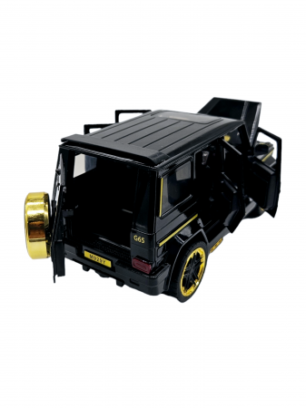Masina metalica tip jeep Mercedes G-Class G65, 3 sunete realistice, Farurile lumineaza, Usile, capota si portbagajul se deschid, Baterii incluse, 21cm, Negru [4]
