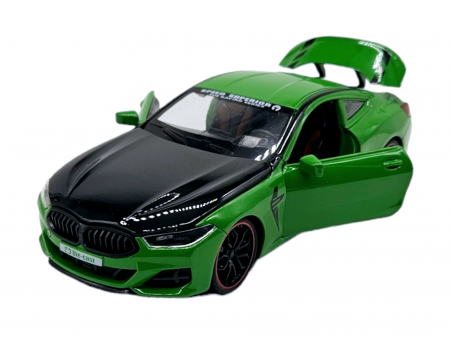 Masini metalice 21-25cm - Masina metalica tip BMW M8 cu 3 sunete realistice, Farurile si stopurile lumineaza, Usile, capota si portbagajul se deschid, Baterii incluse, 22cm, Verde, Scara 1:24