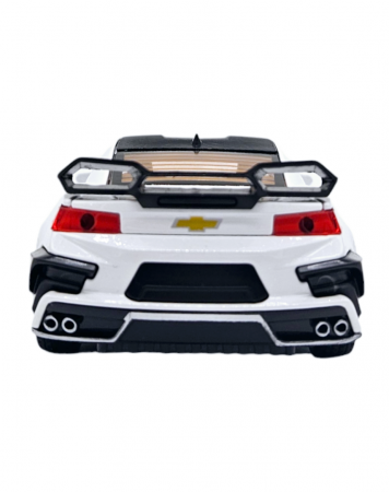 Masina metalica tip Chevrolet Camaro, Sunete realistice, Farurile si stopurile lumineaza, Usile, capota si portbagajul se deschid, Alb, 16cm, Scara 1:32 [4]