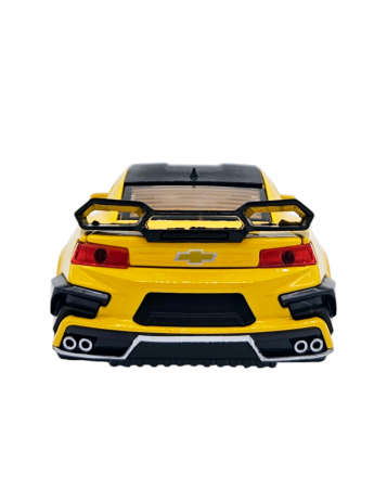 Masina metalica tip Chevrolet Camaro, Sunete realistice, Farurile si stopurile lumineaza, Usile, capota si portbagajul se deschid,, Galben, 16cm, Scara 1:32 [5]