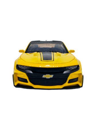 Masina metalica tip Chevrolet Camaro, Sunete realistice, Farurile si stopurile lumineaza, Usile, capota si portbagajul se deschid,, Galben, 16cm, Scara 1:32 [3]