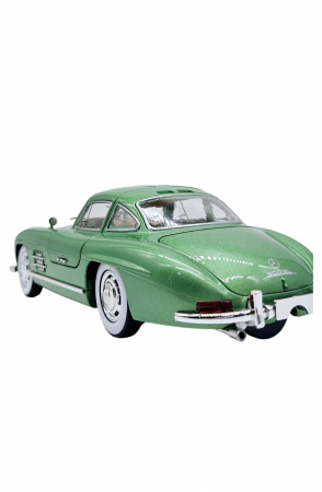 Masina metalica tip Mercedes-Benz 300 SL cu efecte de fum, Sunete si lumini, Capota portbagajul si cele 2 usi se deschid, Baterii incluse, 21 cm, Verde, Sacara1:24 [7]