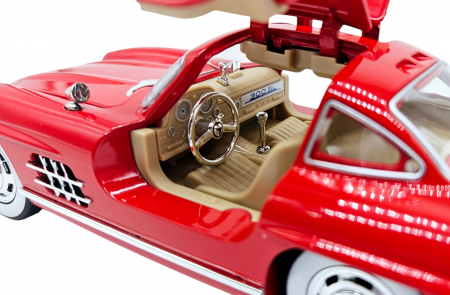 Masina metalica tip Mercedes-Benz 300 SL cu efecte de fum, Sunete si lumini, Capota portbagajul si cele 2 usi se deschid, Baterii incluse, 21 cm, Rosu,Scara 1:24 [9]